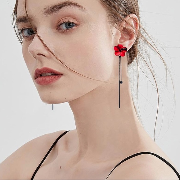 Crimson Flower Black Tassel Earrings 🔲🥀🖤 - Picture 1 of 3